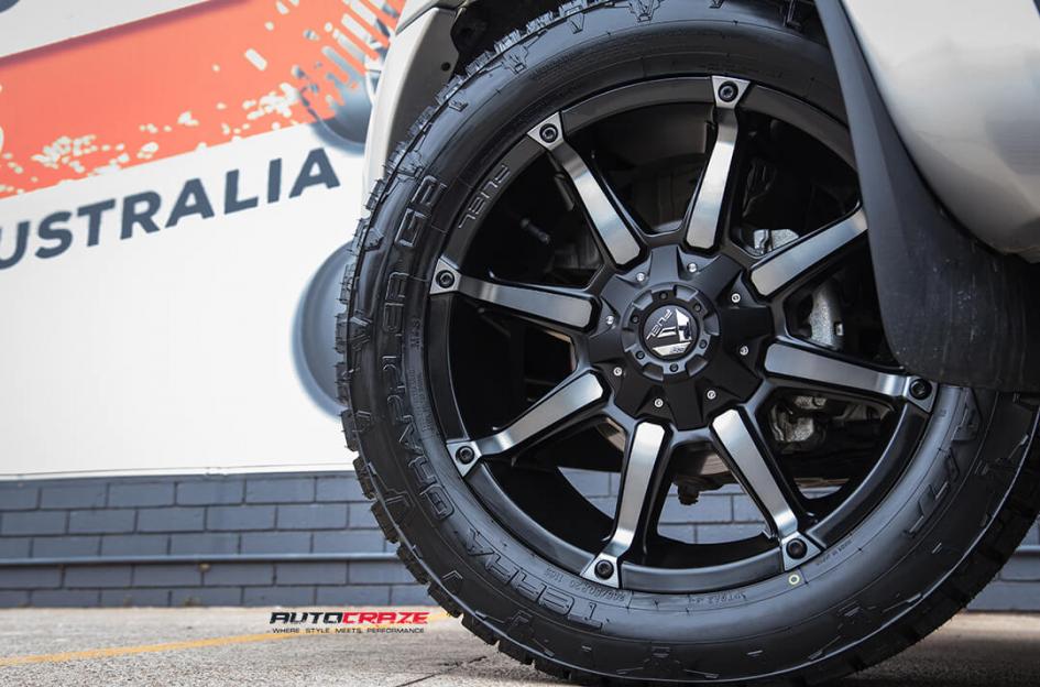 FORD RANGER COUPLER BLACK MACHINED WITH DARK TINT